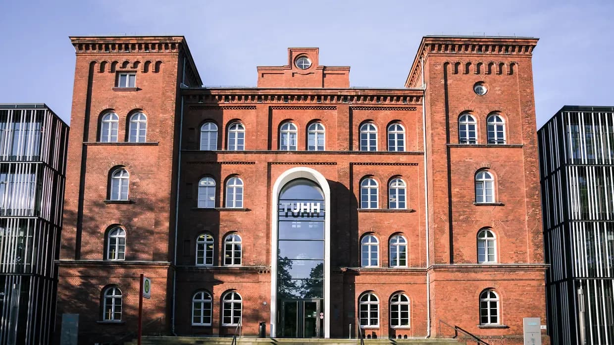 TUHH (Technische Universität Hamburg)