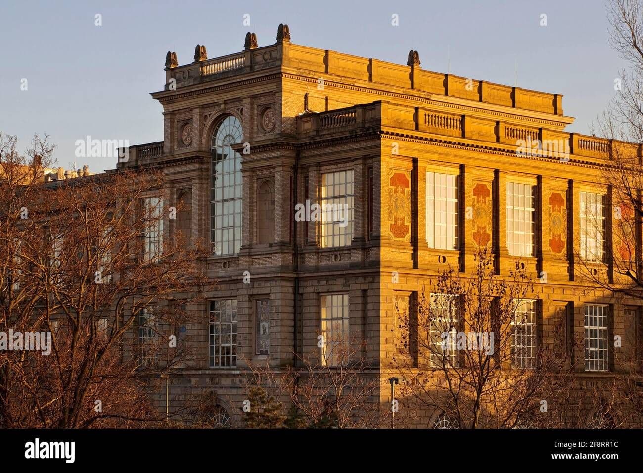 Kunstakademie Düsseldorf (Düsseldorf Sanat Akademisi)