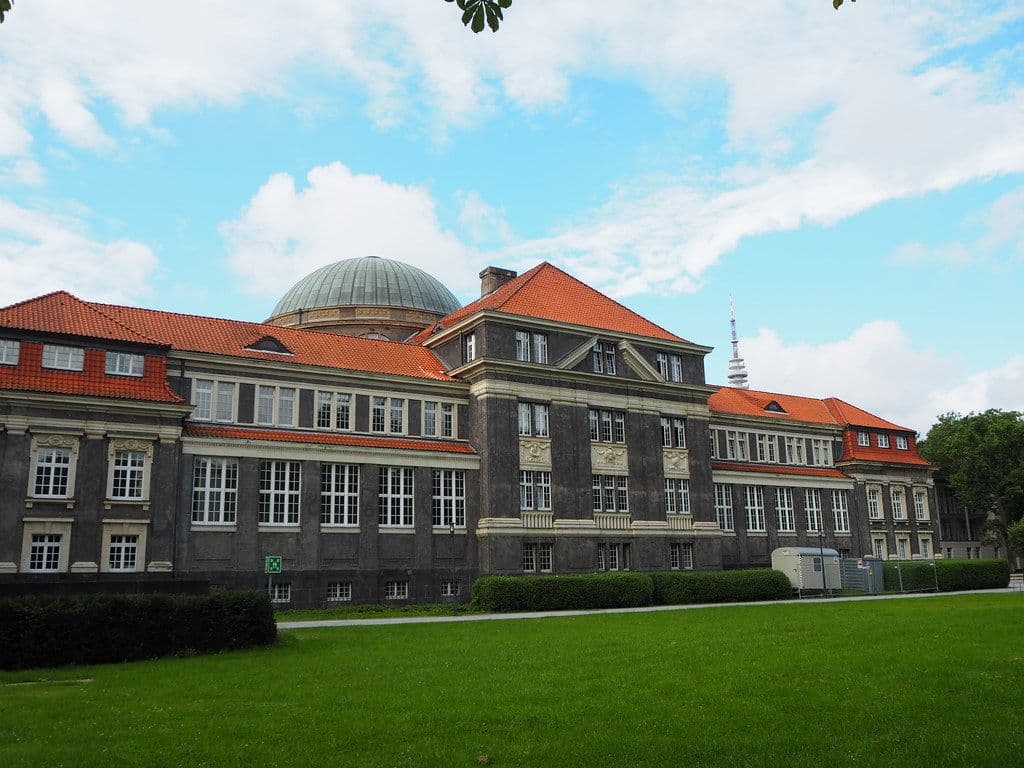 Hamburg Üniversitesi (Universität Hamburg)