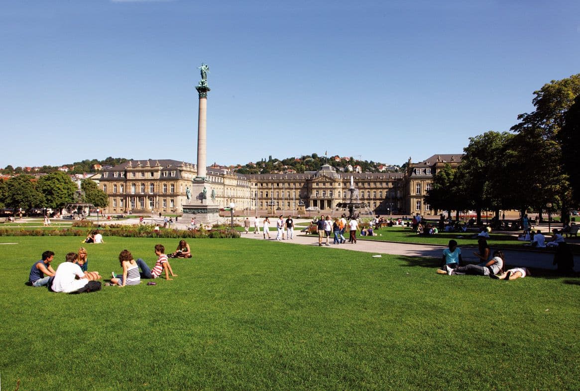 Stuttgart Üniversitesi (Universität Stuttgart)
