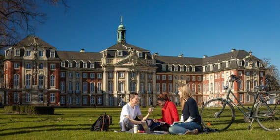 Münster (Westfälische Wilhelms) Üniversitesi (Universität Münster)