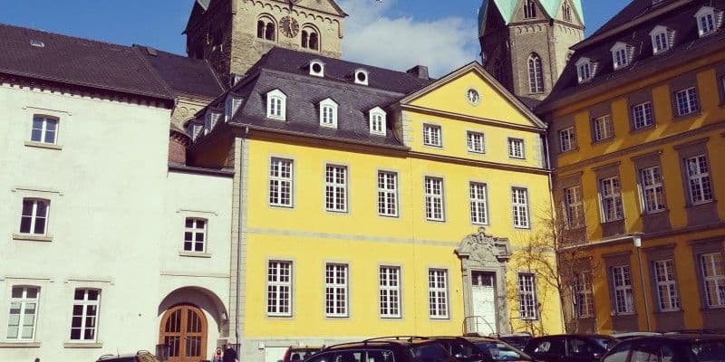 Folkwang Sanat Üniversitesi (Folkwang Universität der Künste)