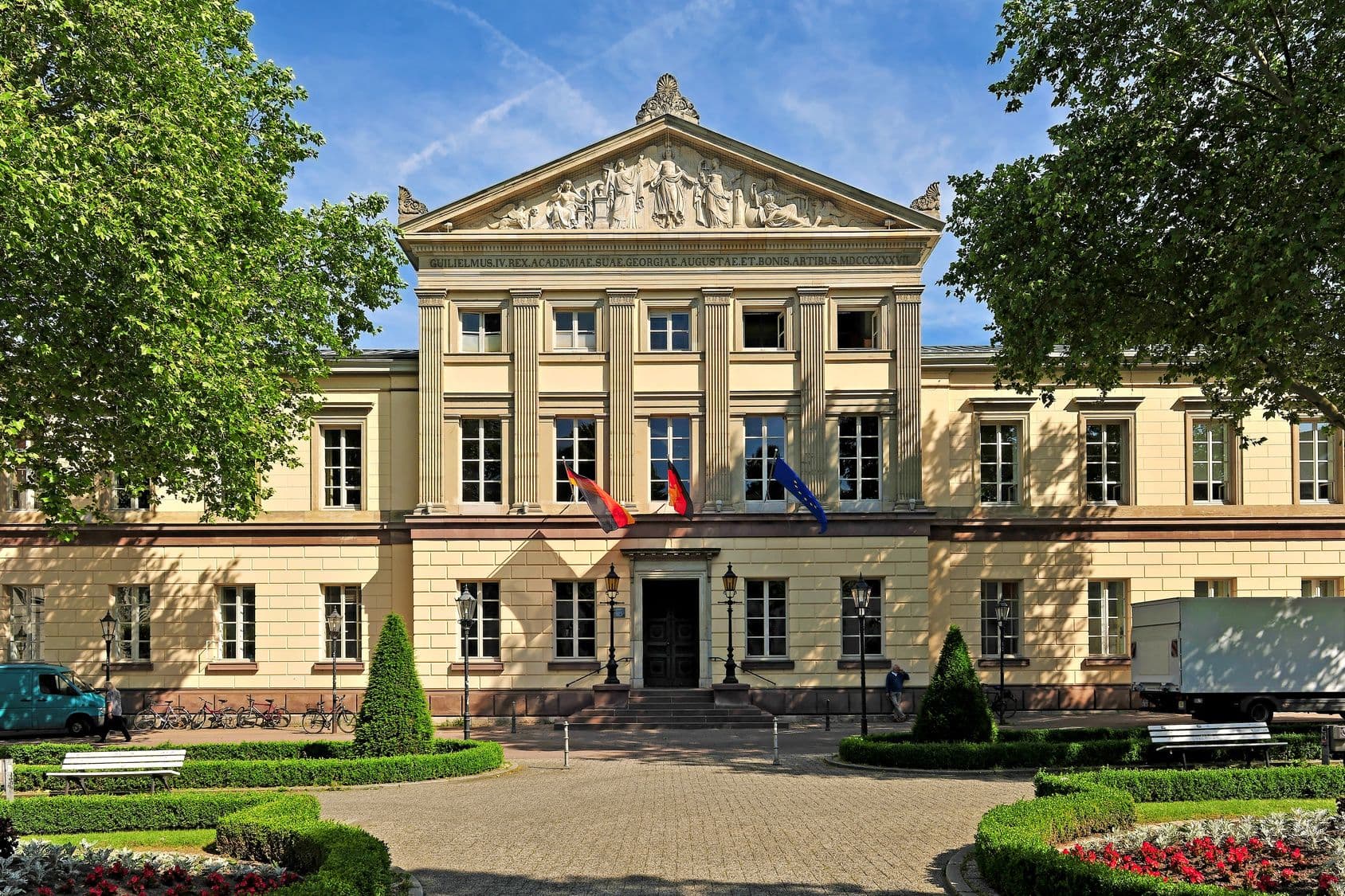 Göttingen Üniversitesi (Georg-August-Universität Göttingen)