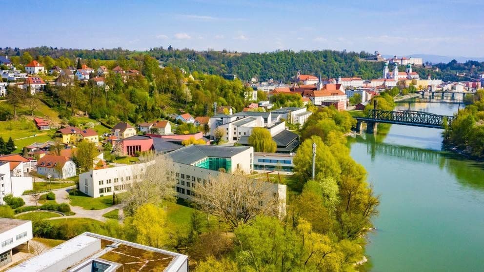 Passau Üniversitesi (Universität Passau)