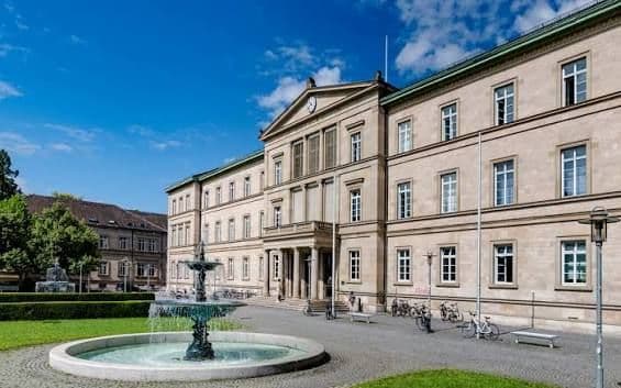 Tübingen Eberhard Karl Üniversitesi (Eberhard Karls Universität Tübingen)